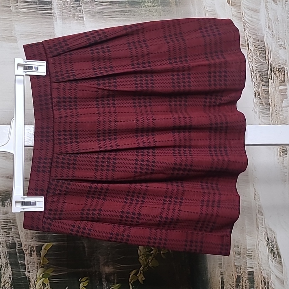 Joe Benbasset Womens Large Chic Burgundy Black Plaid Preppy Mini Skirt - Picture 2 of 3